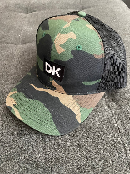 Camo Digital Karma White logo hat